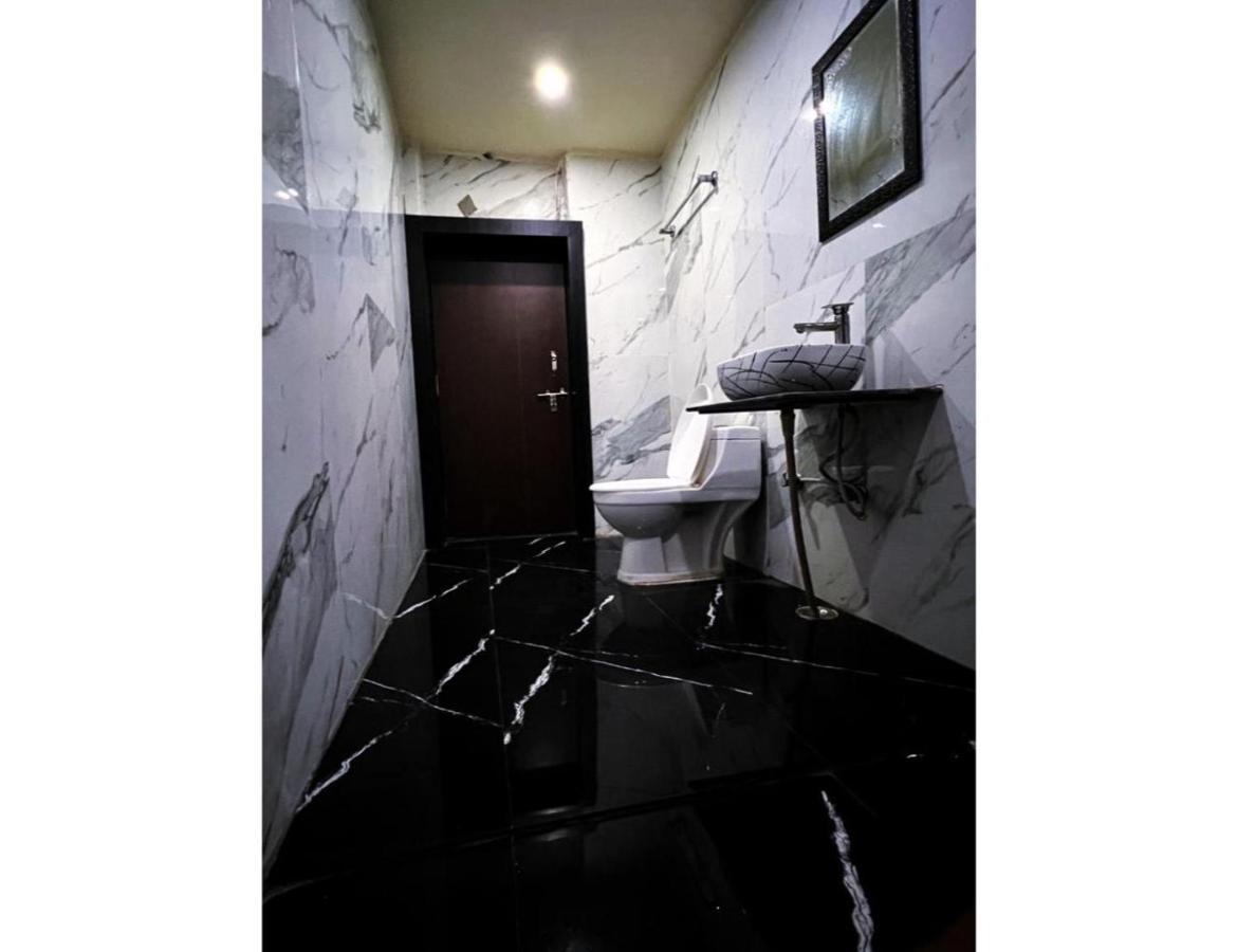 Hotel Preeti,Lalitpur Εξωτερικό φωτογραφία